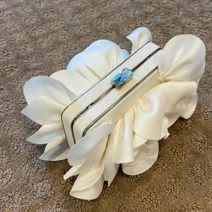 Sondra Roberts mini purse, clutch or chain strap, perfect condition. Cream/white